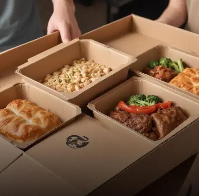 A embalagem que também é bandeja: Como um delivery aumentou a satisfação só com design funcional